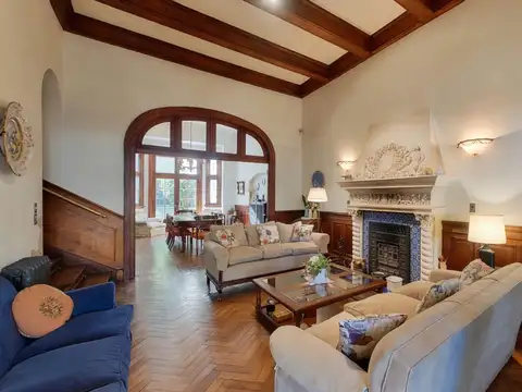Venta Casa Neocolonial Nuñez-Jardin 200m² c/Pileta