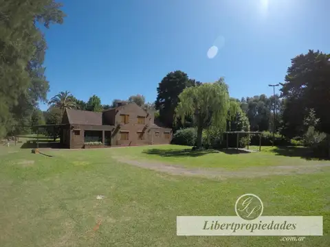 Excelente Quinta parquizada en El Remanso