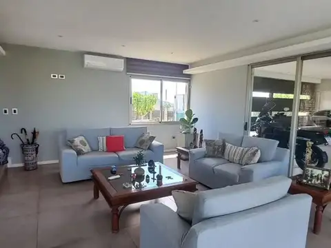 CASA EN ALQUILER EN EL BARRIO LA YAYA