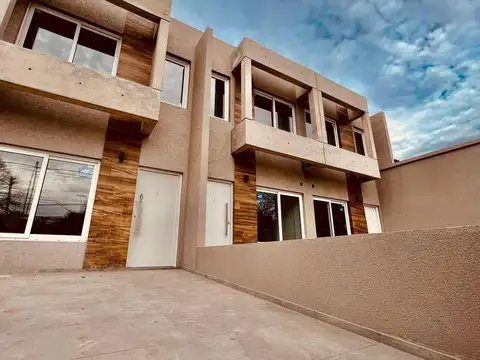 Dúplex de tres ambientes - Castelar sur