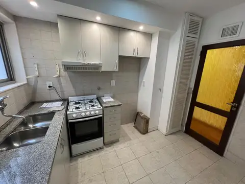 Departamento en Alquiler con 2 cochera