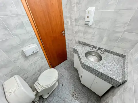 Local 400 m2- Av Jara y 9 de julio