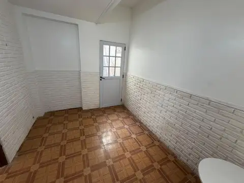 Depto Tipo Casa en Venta en Villa Dominico, USD 54.900
