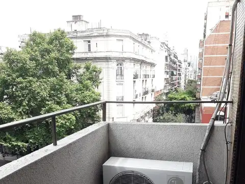 1 Amb y medio,  Riobamba 422 5a Balcon Vista A Av. Corrientes  (barrio: Congreso)