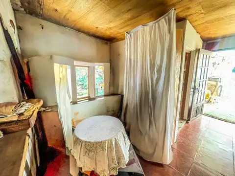 Venta terreno de 2200m2 con una vivienda  de 80 100