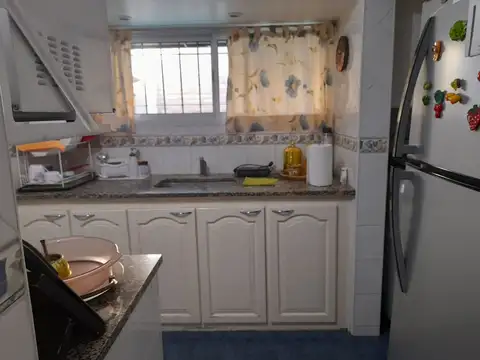 Depto Tipo Casa en Venta con 1 cocheras