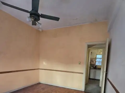 Depto Tipo Casa en Venta en Mataderos, USD 110.000