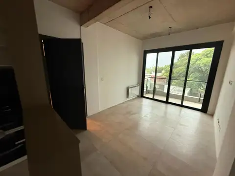 Departamento en Alquiler en Zárate, $ 650.000
