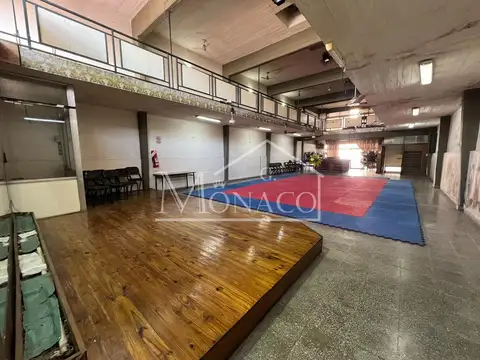 Local en Venta 30 años