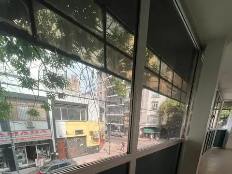 Larrea 700, Piso 1