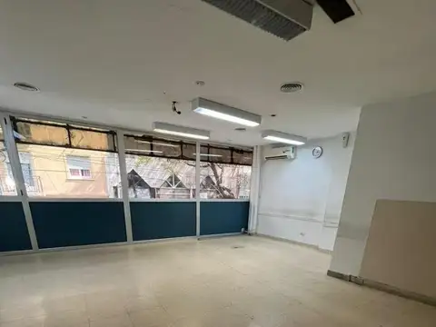 Larrea 700, Piso 1