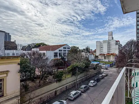 Venta depto 4 amb Santa Cecilia a la calle cochera