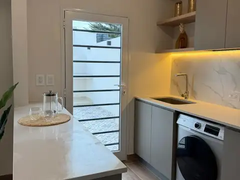 Depto Tipo Casa 4 ambientes con 1 baño