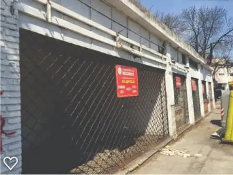 Local en Alquiler 50 años