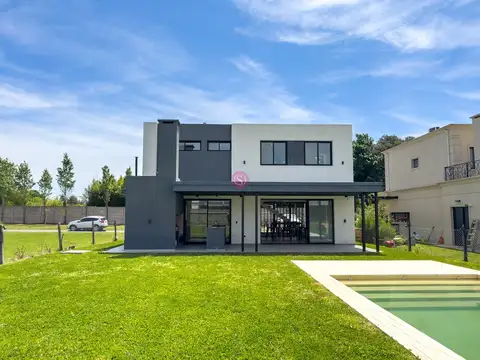Casa  en Venta en Lagoon Pilar, Pilar, G.B.A. Zona Norte