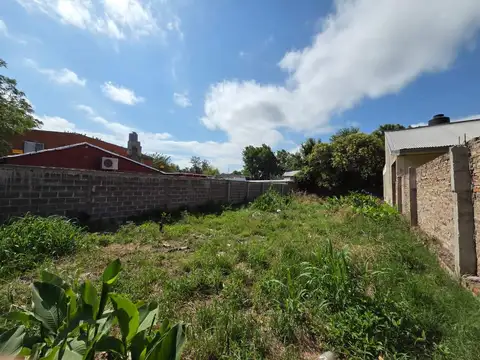 Terreno en Venta 10  mts Fondo