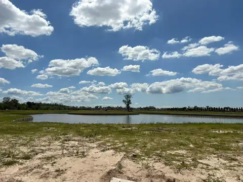 Terreno en Venta de 738,0 m2