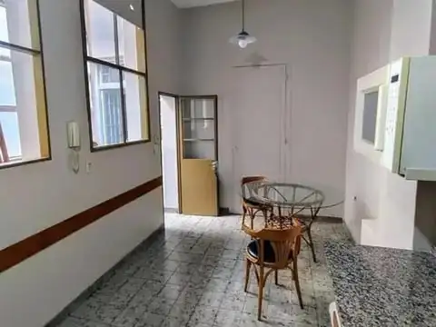 Venta. departamento 5 ambientes. Solis 300. Congreso.