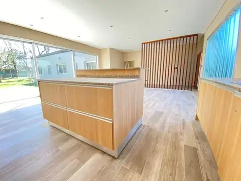 Casa en venta BARRIOS CERRADOS HUDSON en P. Baja