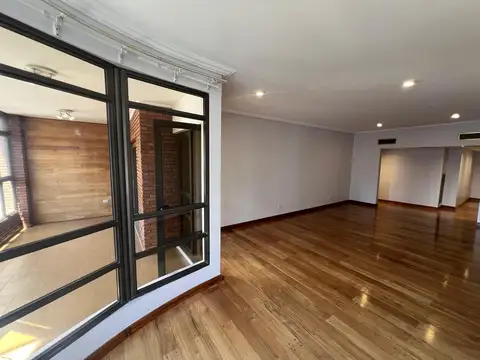 Departamento en Venta de 4 dormitorios