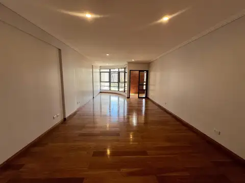 Departamento en Venta de 5 ambientes