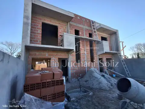 DUPLEX TRES AMBIENTES EN  VENTA