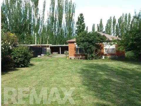 Casa en Alquiler en Villa Regina, $ 700.000