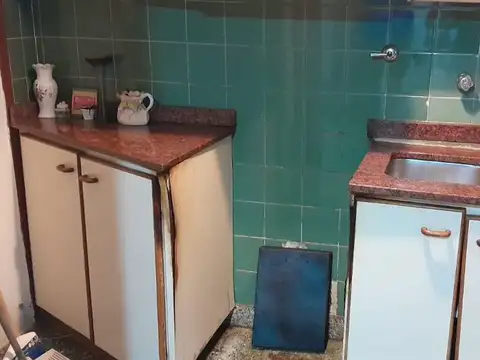 Depto Tipo Casa 5 ambientes con 2 baños