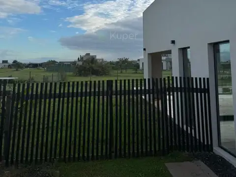 Casa  en Venta en San Sebastian, Escobar, G.B.A. Zona Norte