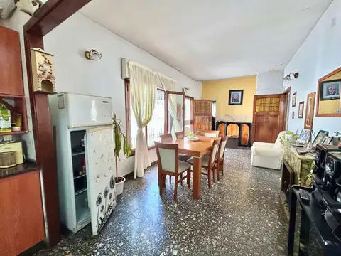 Alquiler casa + galpon 474 m2- L .DEL MIRADOR