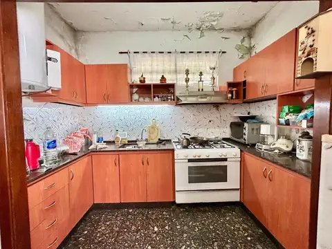 Alquiler casa + galpon 474 m2- L .DEL MIRADOR