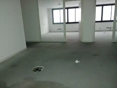 Oficina en Venta 63 años