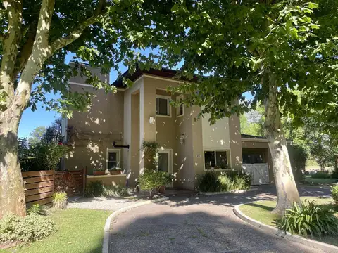 Casa en Venta en Coronel Brandsen [Cod: 084137]