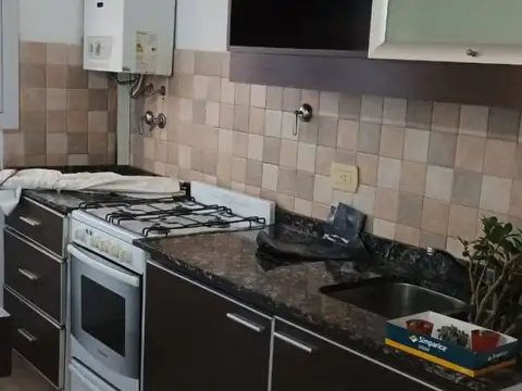 DEPARTAMENTO 2 AMBIENTES CON COCHERA A LA VENTA, LINIERS