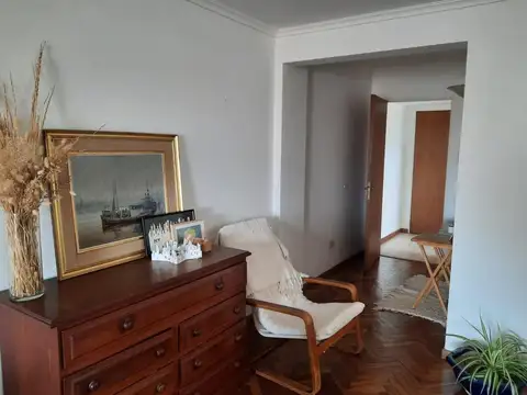 Domingo F Sarmiento 345 , Piso 10