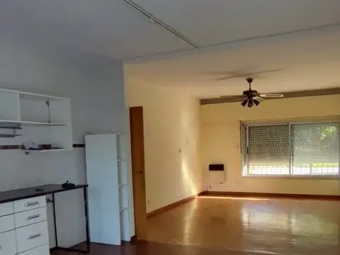 calle 4 e/ 45 y 46 1200