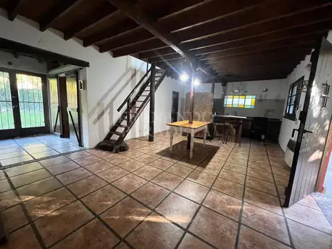 Casa en Alquiler en Barrio Parque Leloir, $ 1.800.000