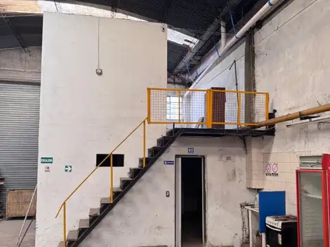 Galpón 925m2 industrial Loma hermosa