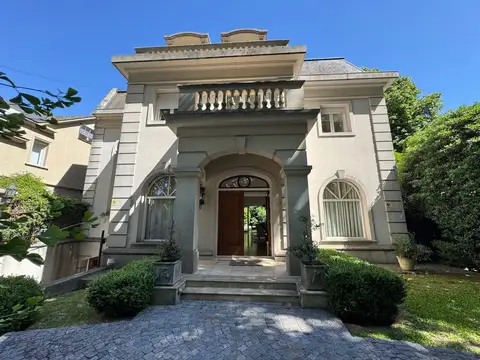 Casa  en Venta en Acassuso, San Isidro, G.B.A. Zona Norte