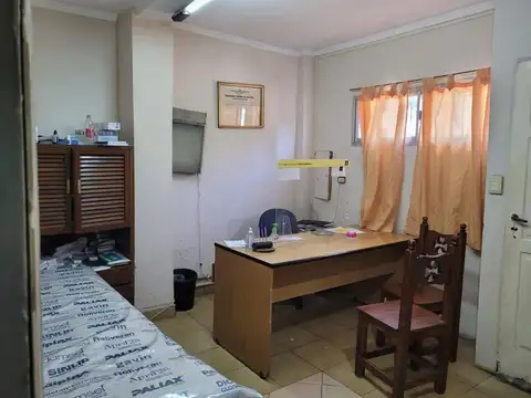 Local en Venta 47 años