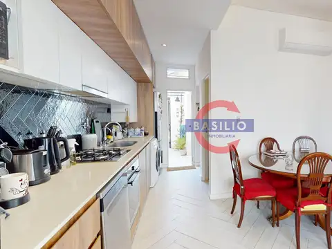 Casa 4 ambientes con 1 baño