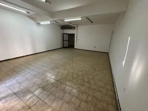 VENTA LOCAL COMERCIAL SAN VICENTE CON PARKING