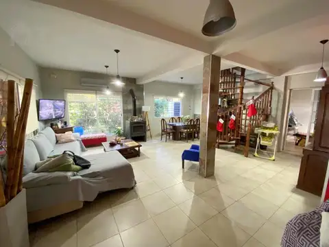 Casa en Venta en Francisco Alvarez, USD 149.000
