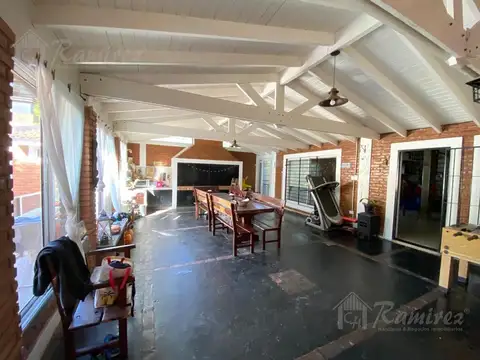Casa en Venta de 5 dormitorios