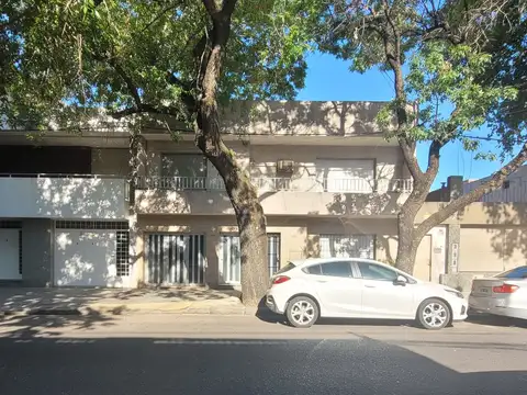 Venta Casa PH en PB con Patio verde y cochera