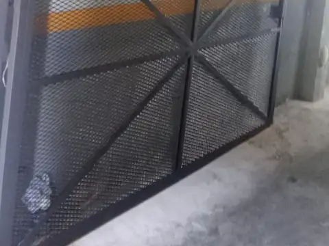 Yerbal 2600, Piso PB