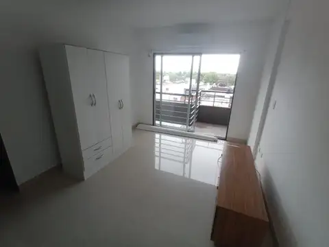 Departamento en Alquiler en Villa Luro, $ 600.000