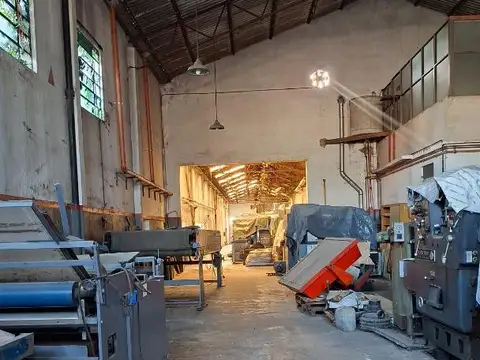 venta galpon en avellaneda