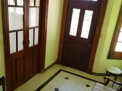 Casa en Venta en Adrogue, USD 300.000