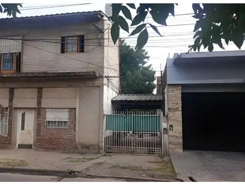 CASA 3 AMBIENTES EN VENTA EN GONZALEZ CATAN